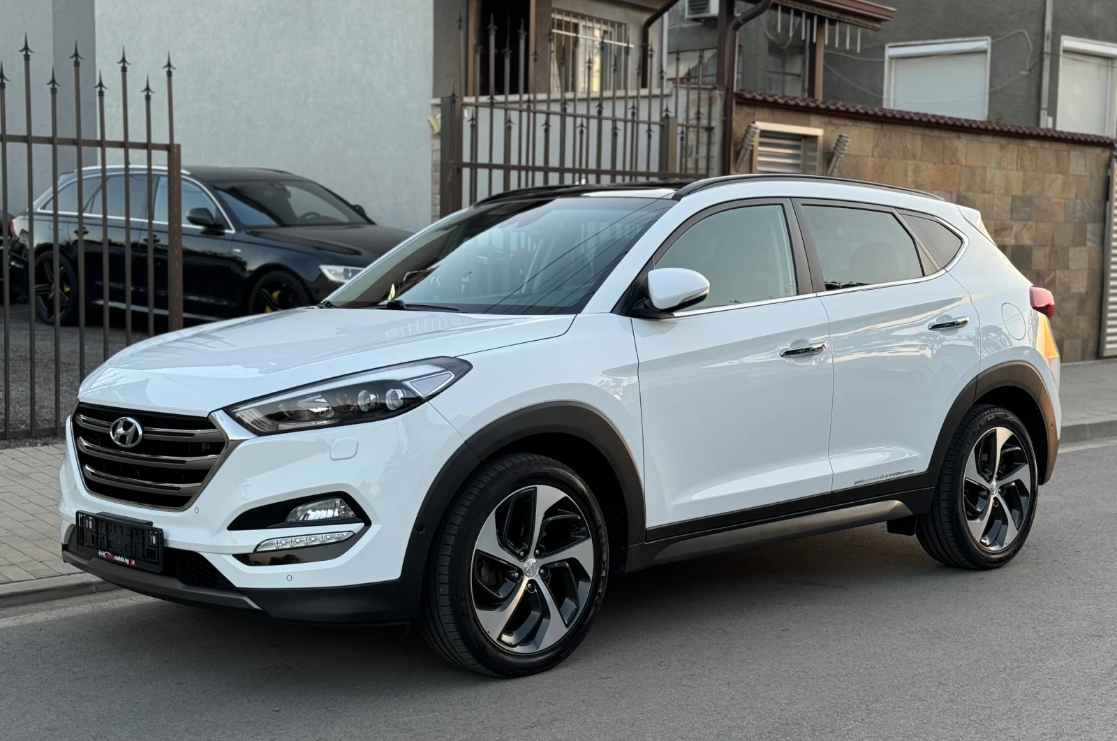 Hyundai Tucson VERTEX 4Х4 Внос Швейцария - изображение 2