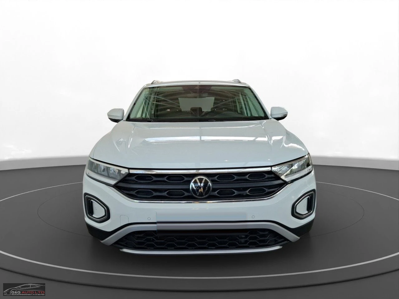 VW T-Roc 2.0 DIESEL/DSG/150HP/CAM/NAVI/APPLECARPLAY/411bb - изображение 2