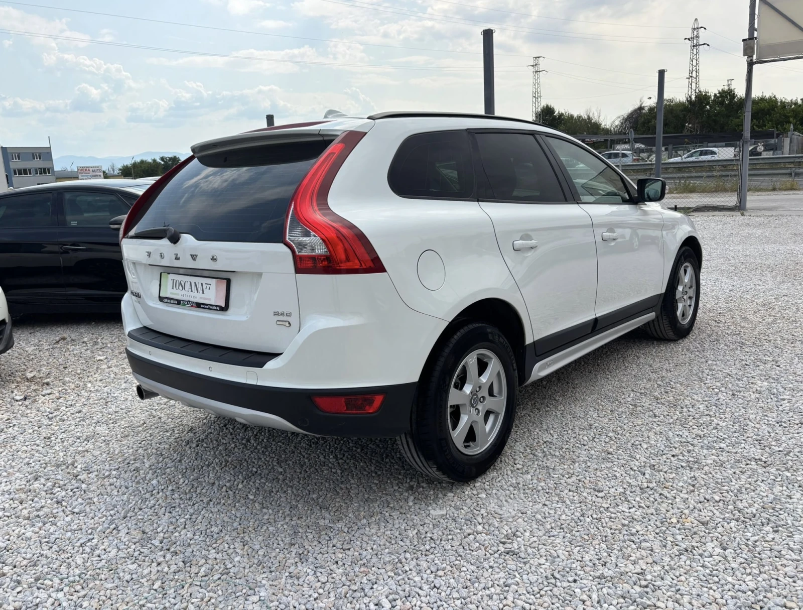 Volvo XC60 2.4 * D5 * 175k.c. * Лизинг - изображение 4