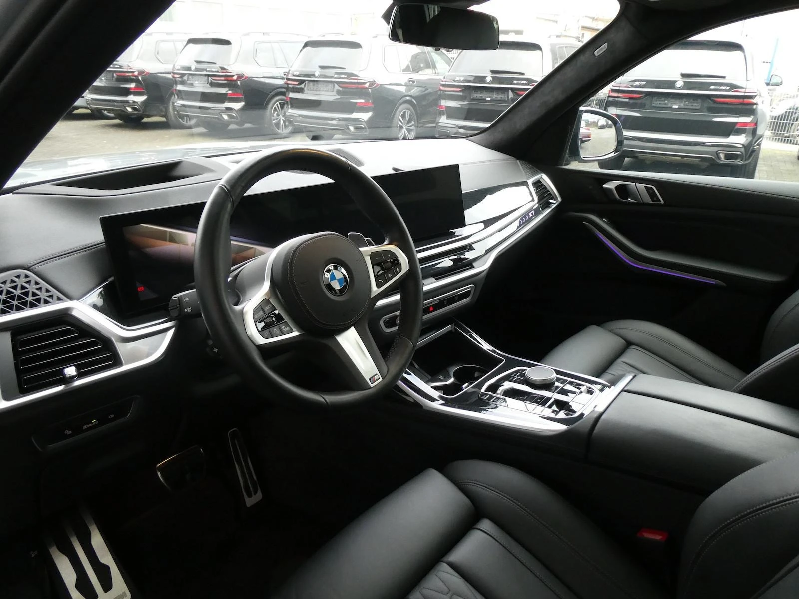 BMW X7 40d/xDrive/FACELIFT/M-SPORT/PANO/HEAD UP/360/ - изображение 10