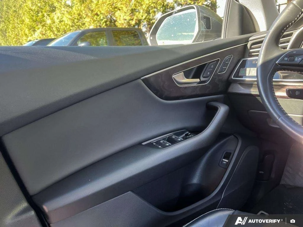 Audi Q8 * Premium * CARFAX * ��� ������������ ������ | Mobile.bg � ����������� 13