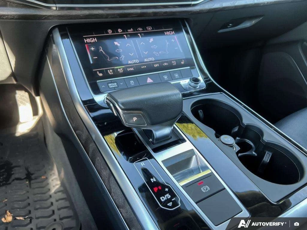 Audi Q8 * Premium * CARFAX * ��� ������������ ������ | Mobile.bg � ����������� 14