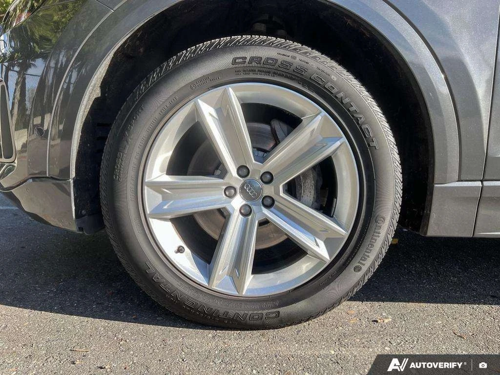 Audi Q8 * Premium * CARFAX * БЕЗ ПЪРВОНАЧАЛНА ВНОСКА - изображение 5