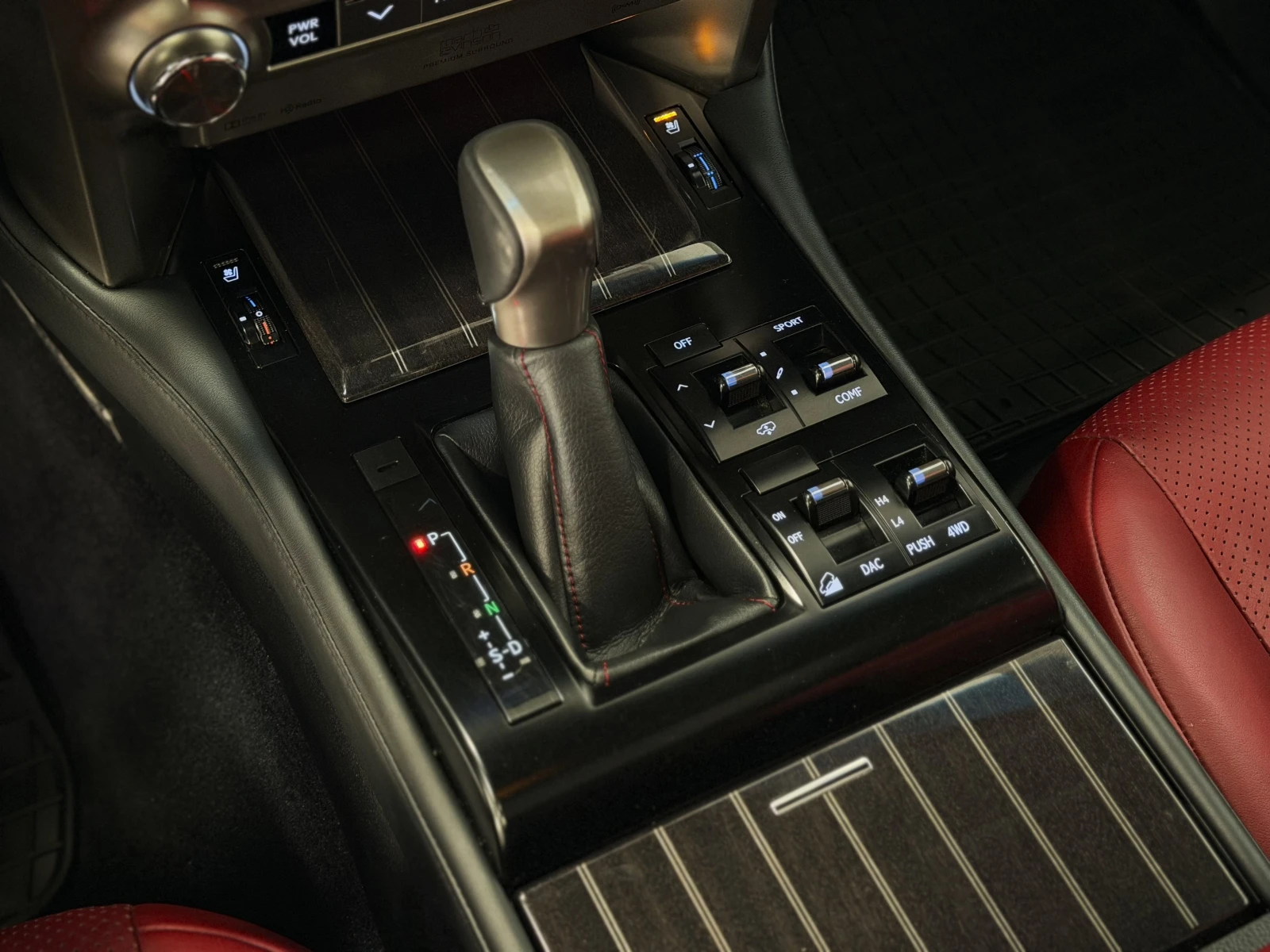 Lexus GX 460 LUXURY 7-МЕСТЕН 360 SCHIEBEDACH FULL, снимка 10 - Автомобили и джипове - 53983663