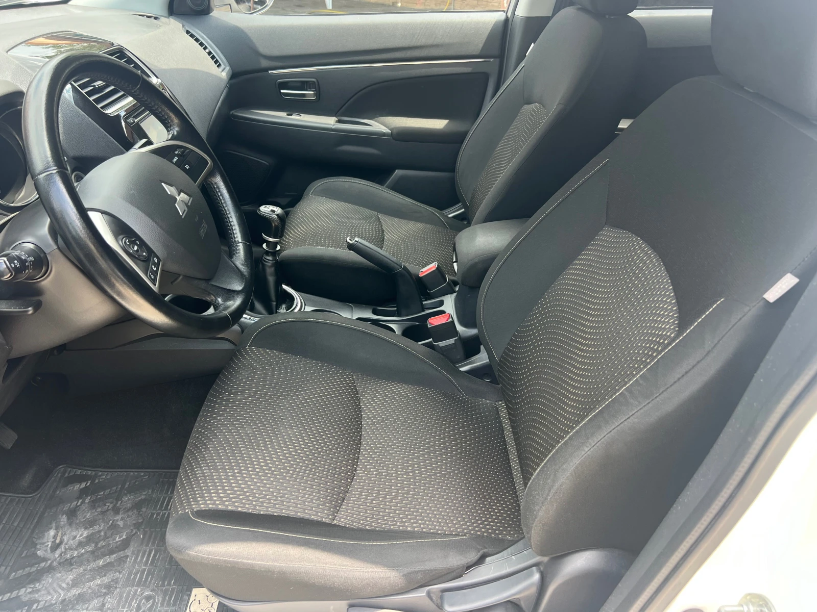 Mitsubishi ASX Германия перфект, снимка 9 - Автомобили и джипове - 55059040