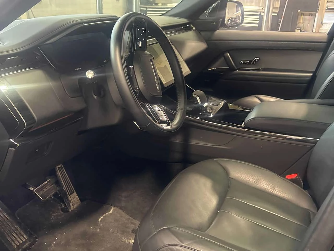 Land Rover Range Rover Sport * Dynamic SE* АВТОКРЕДИТ БЕЗ ПЪРВОНАЧАЛНА ВНОСКА* , снимка 5 - Автомобили и джипове - 55546383
