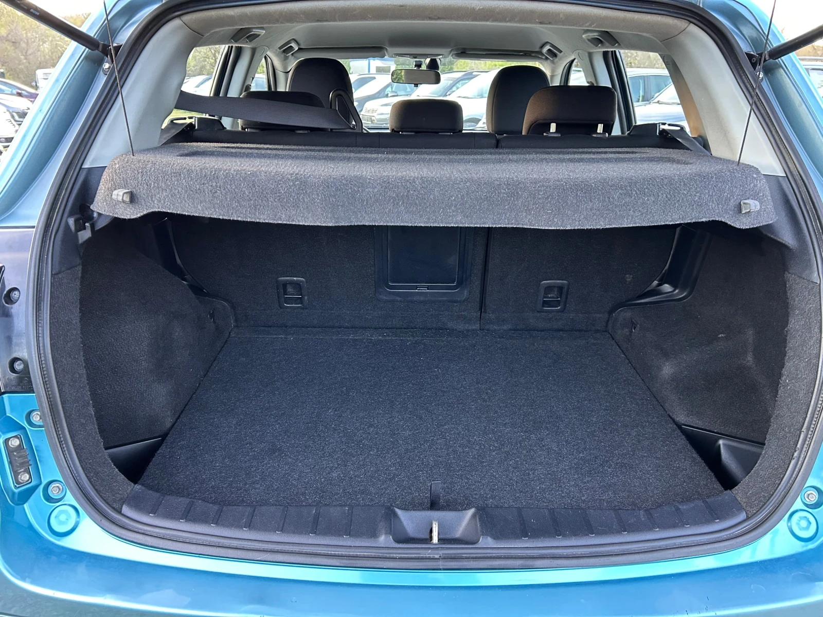 Mitsubishi Outlander 1.8 6ск 4х4 ЕU5 , снимка 15 - Автомобили и джипове - 55657602