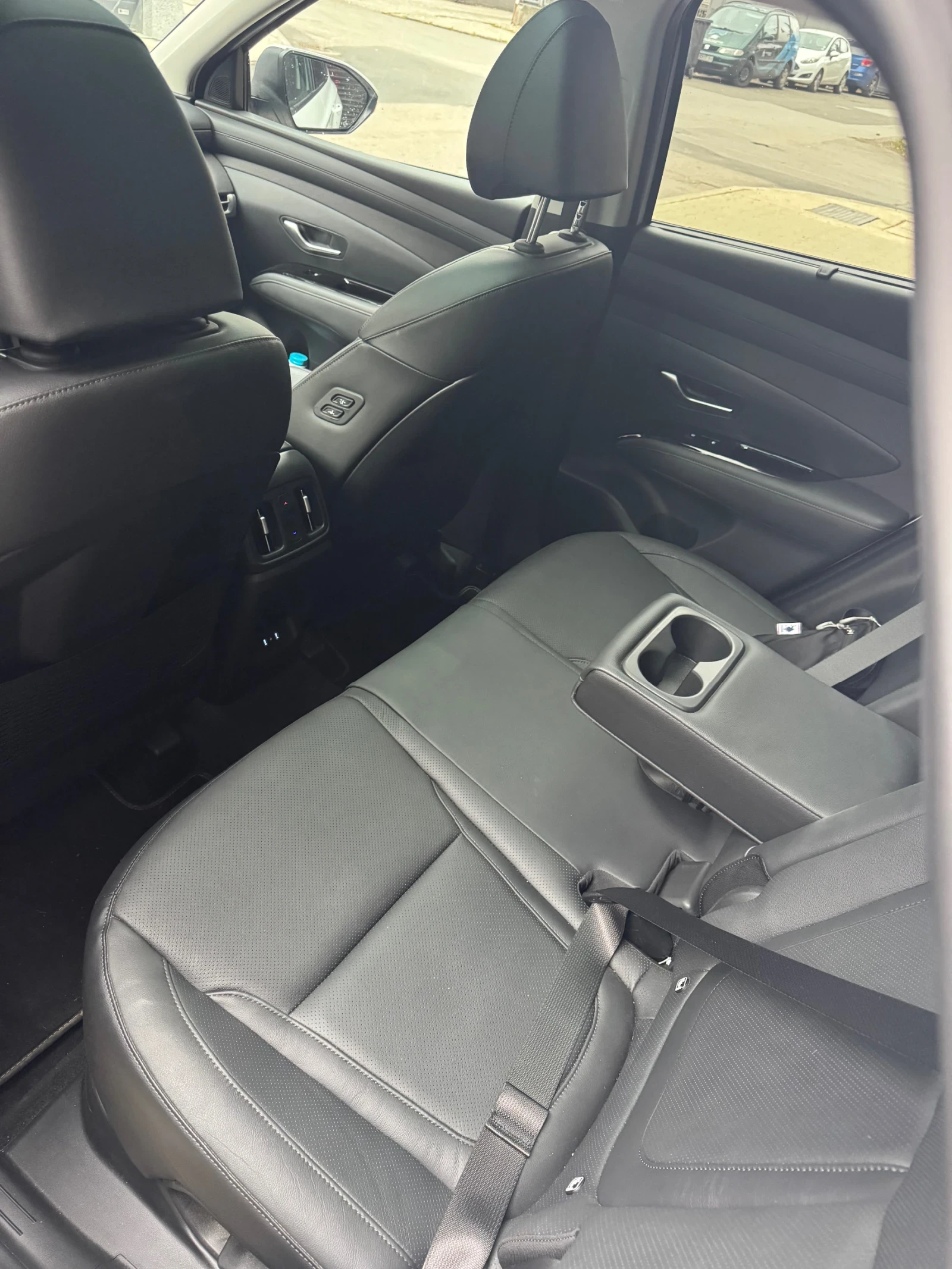 Hyundai Tucson, снимка 6 - Автомобили и джипове - 56712100