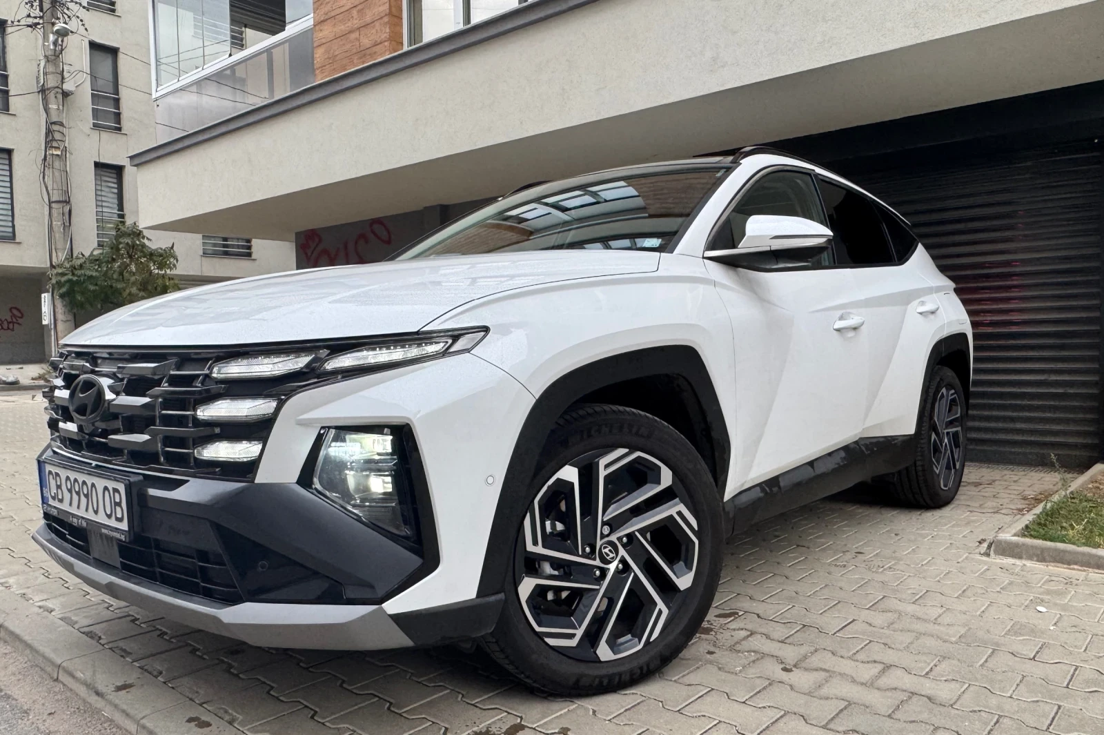 Hyundai Tucson, снимка 2 - Автомобили и джипове - 56712100