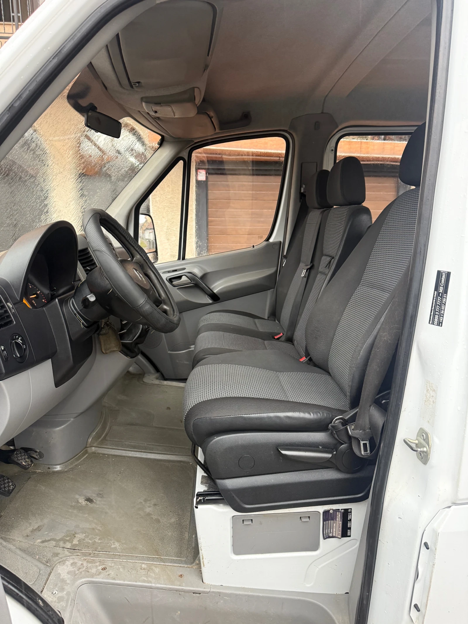 Mercedes-Benz Sprinter 313 CDI/6ck/Двойна кабина/7 места/* КЛИМАТИК* /Нови гу - изображение 8