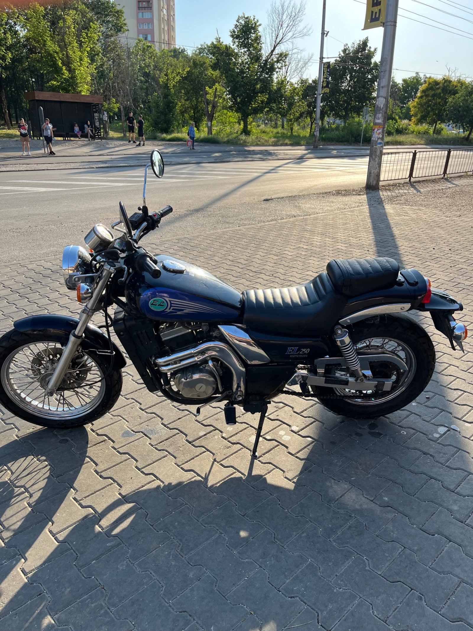 Kawasaki EL