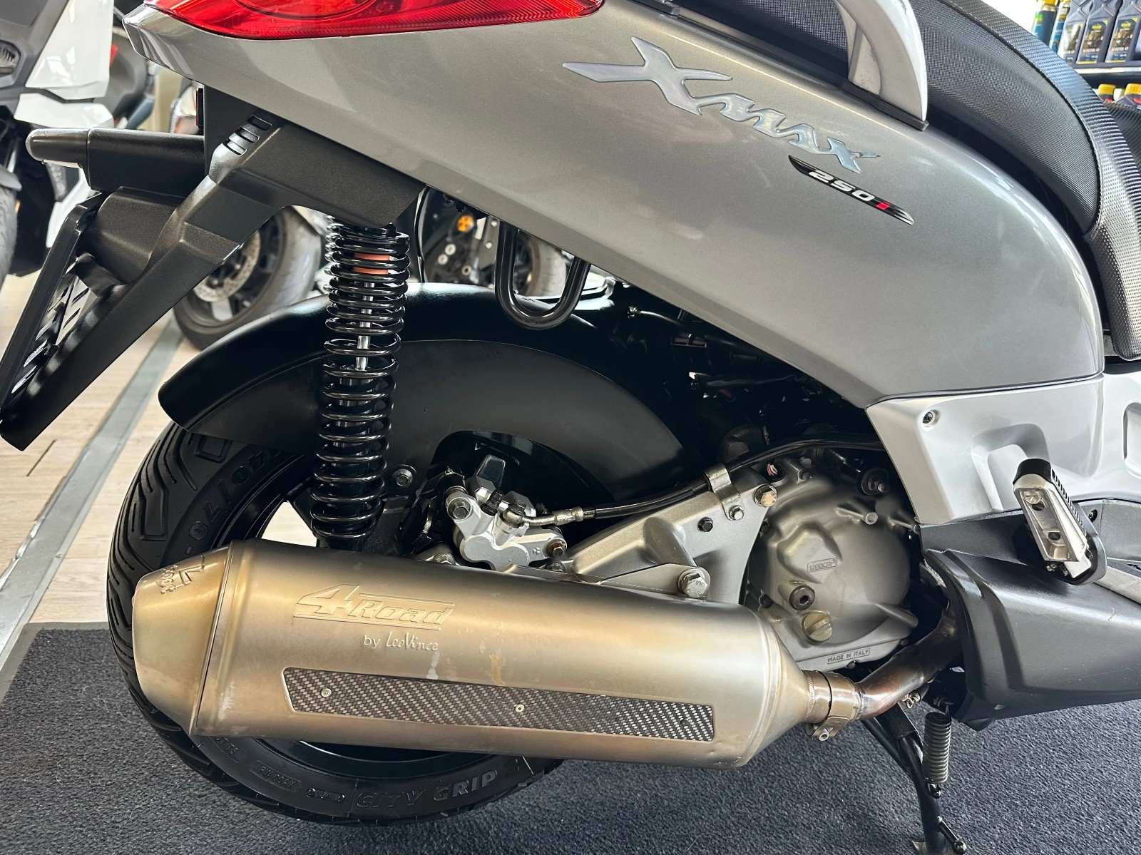 Yamaha X-max 250i 04.2007г., снимка 12 - Мотоциклети и мототехника - 56428298
