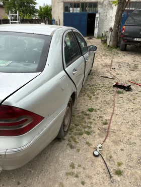 Продава се на части Mercedes c220 dci 2002, снимка 6