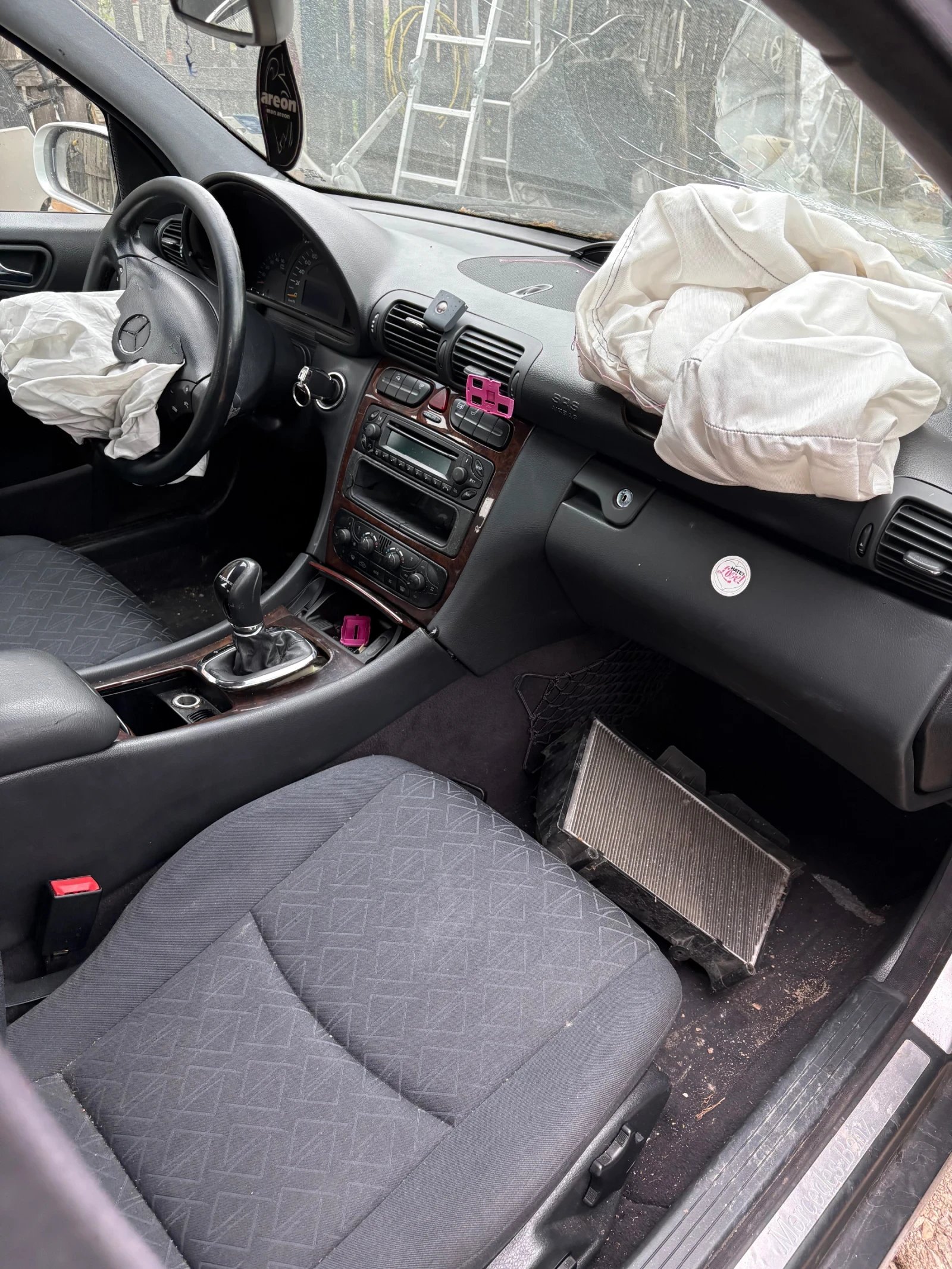 Продава се на части Mercedes c220 dci 2002, снимка 10 - Части - 54572942