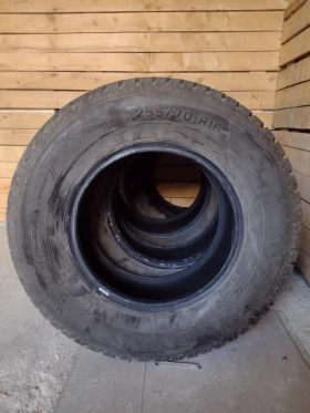 Гуми Зимни 255/70R16, снимка 2