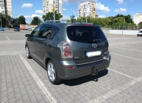 Toyota Corolla verso D-4D, снимка 5