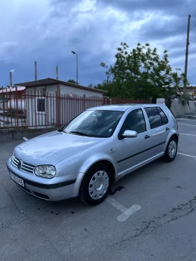 Обява за продажба на VW Golf 4 1.6 автоматик газ/бензин ~4 000 лв. - изображение 1