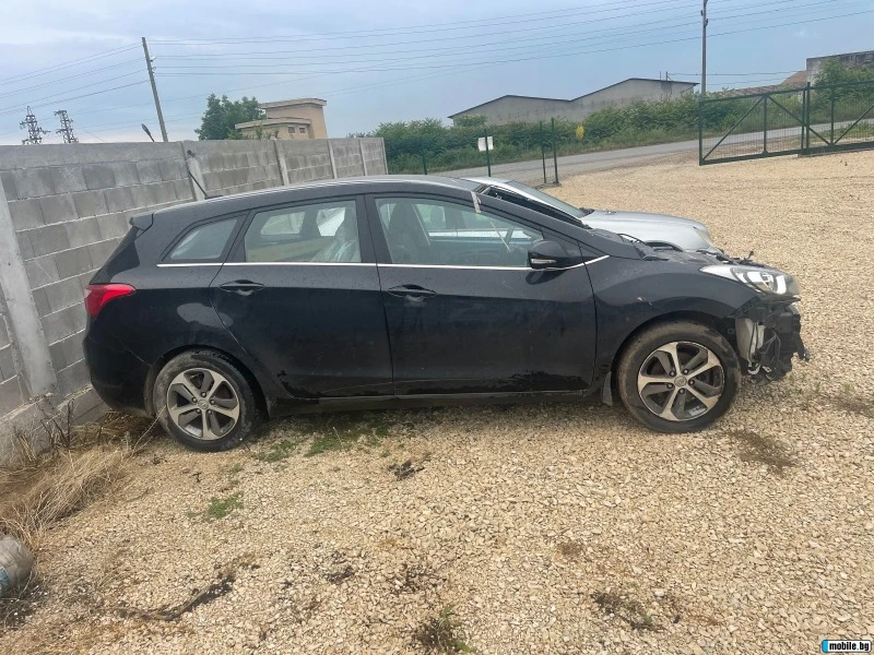 Hyundai I30, снимка 3 - Автомобили и джипове - 47573743