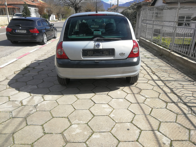 Renault Clio 1.2, снимка 6 - Автомобили и джипове - 46224539