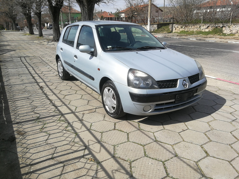 Renault Clio 1.2, снимка 5 - Автомобили и джипове - 46224539