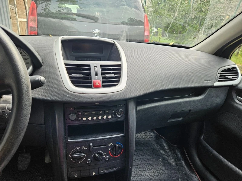 Peugeot 207, снимка 5 - Автомобили и джипове - 47133565