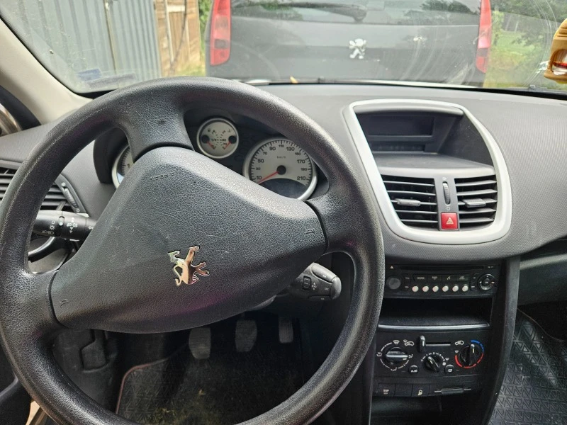 Peugeot 207, снимка 4 - Автомобили и джипове - 47133565