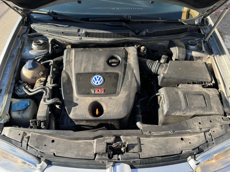 VW Golf, снимка 5 - Автомобили и джипове - 48382613