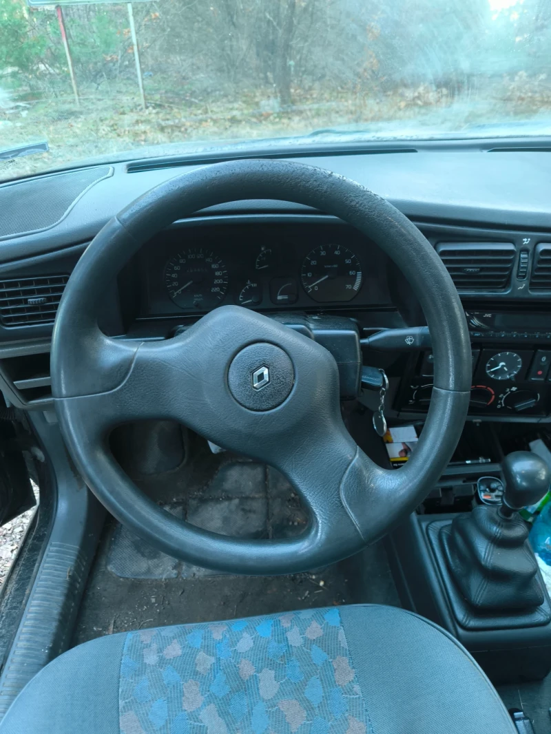 Renault 19 1.4 75, снимка 2 - Автомобили и джипове - 48840722