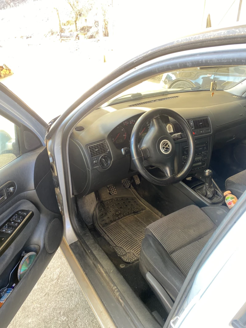 VW Golf 1.9 131, снимка 12 - Автомобили и джипове - 49267982