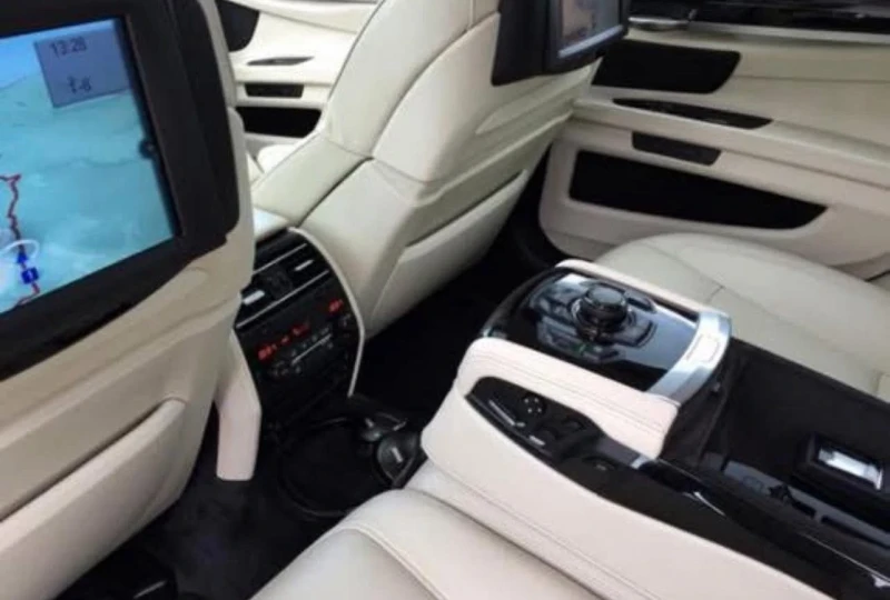 BMW 750 Individual, снимка 10 - Автомобили и джипове - 52298332