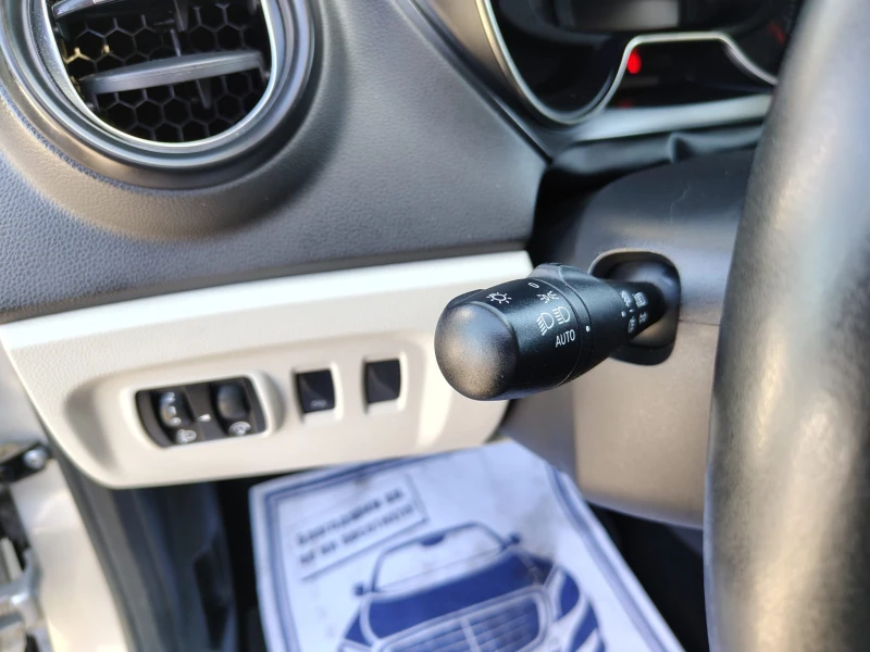 Renault Captur 1.2, снимка 8 - Автомобили и джипове - 51567403