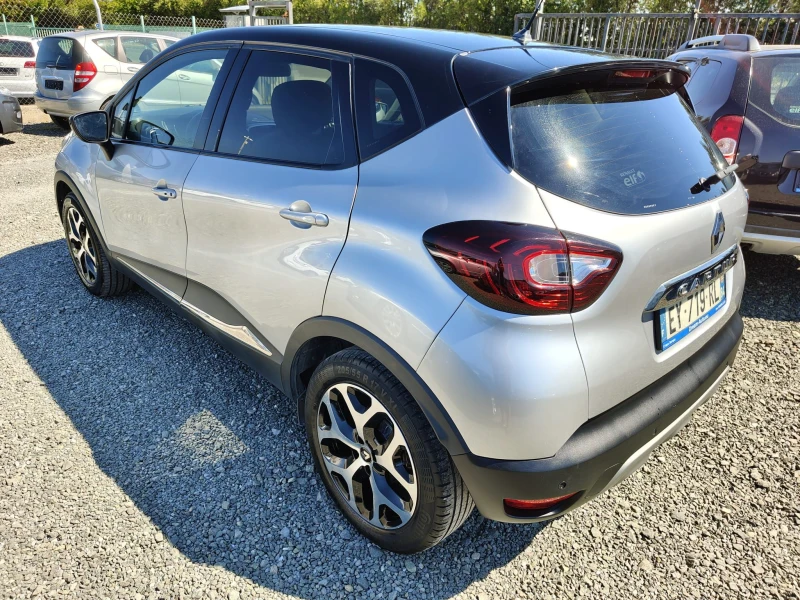 Renault Captur 1.2, снимка 4 - Автомобили и джипове - 51567403