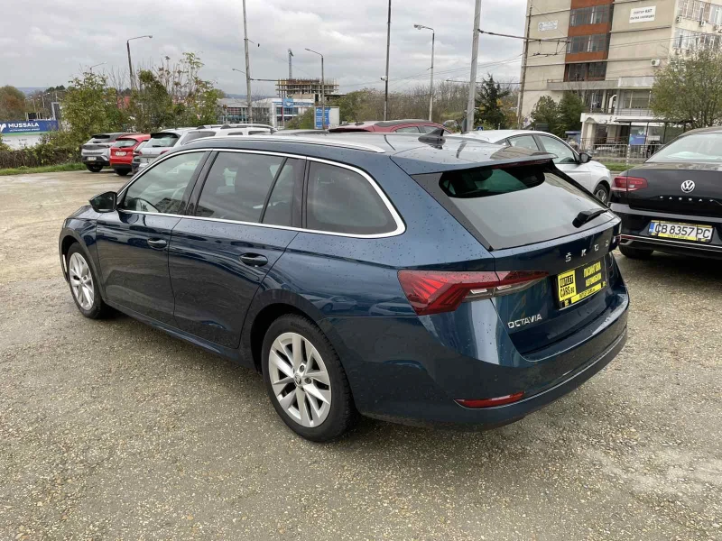Skoda Octavia 2.0 TDI 150hp DSG7 !!!2 години гаранция!!!, снимка 4 - Автомобили и джипове - 52471158