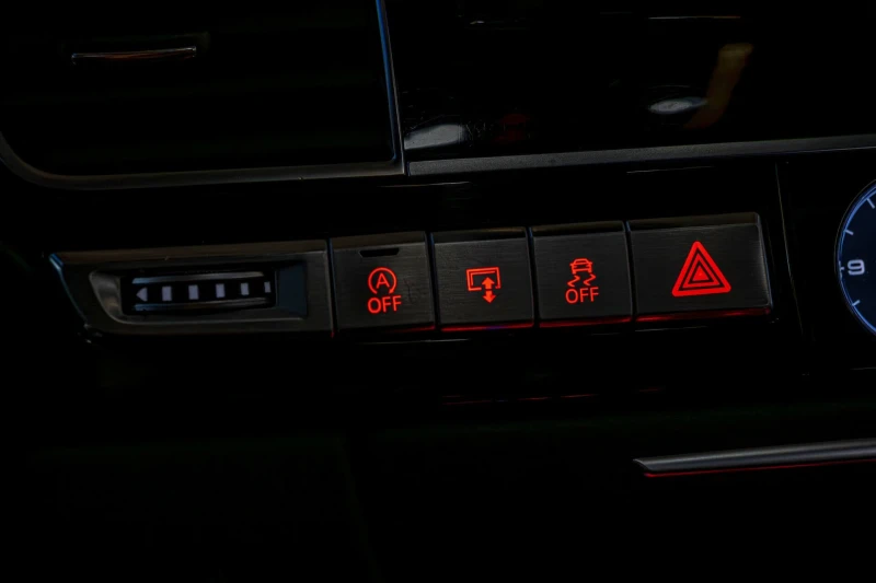 Audi A8 4.2TDI/Алкантар/Обдухване/Bang&Olufsen Premium/Кам, снимка 10 - Автомобили и джипове - 52829850