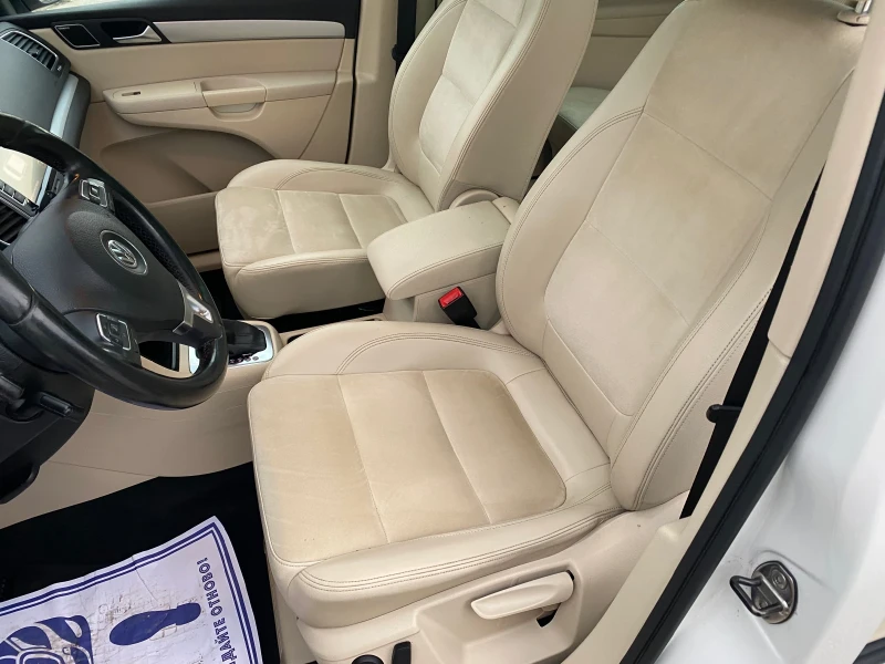 VW Sharan 2.0TDI DSG ЕЛ.ВРАТИ ПЕРФЕКТНО СЪСТОЯНИЕ, снимка 12 - Автомобили и джипове - 53092056