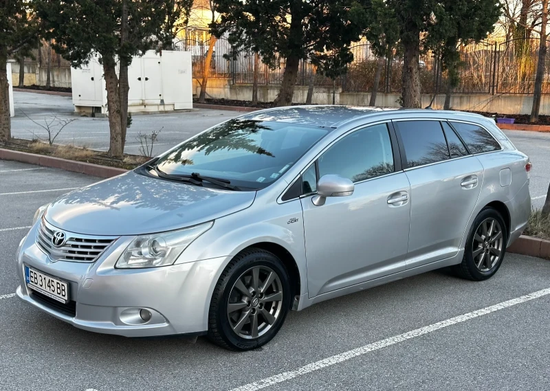 Toyota Avensis 2.2DCAT Aвтоматик