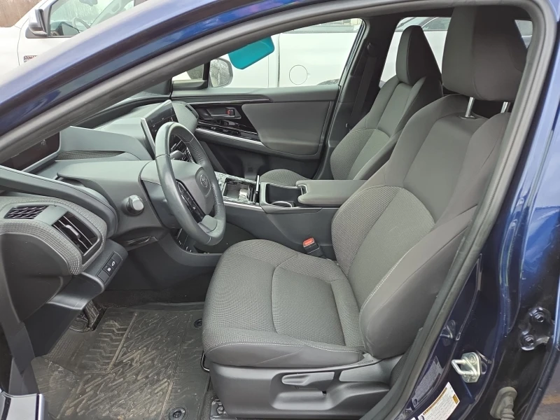 Toyota bZ4X L, снимка 5 - Автомобили и джипове - 53183231