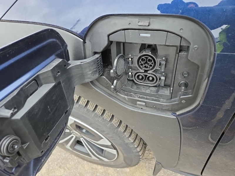 Toyota bZ4X L, снимка 17 - Автомобили и джипове - 53183231