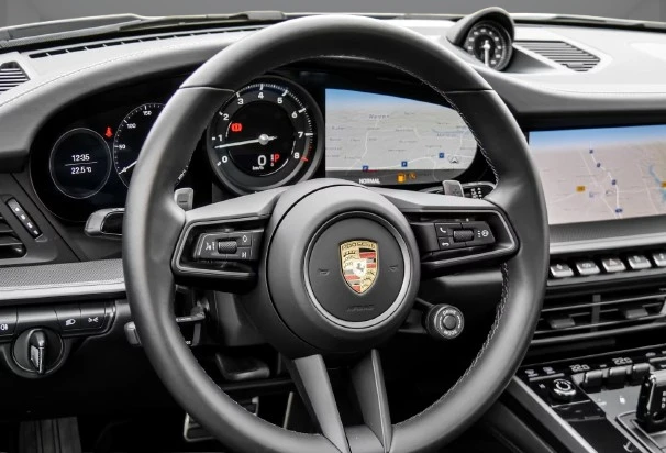 Porsche 911 Carrera 4S = Sport Chrono = Гаранция - изображение 8