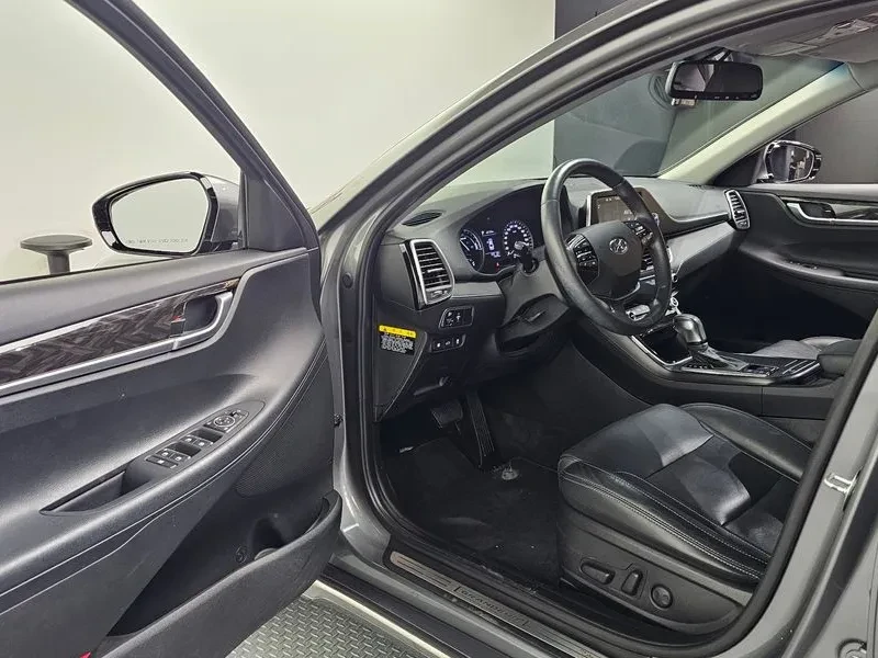 Hyundai Grandeur Hybrid Premium, снимка 10 - Автомобили и джипове - 55643736