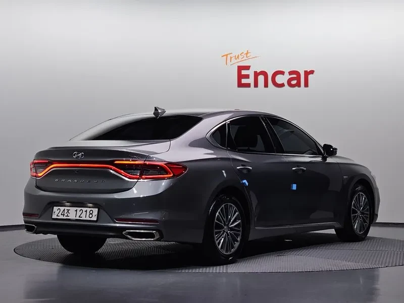 Hyundai Grandeur Hybrid Premium, снимка 2 - Автомобили и джипове - 55643736
