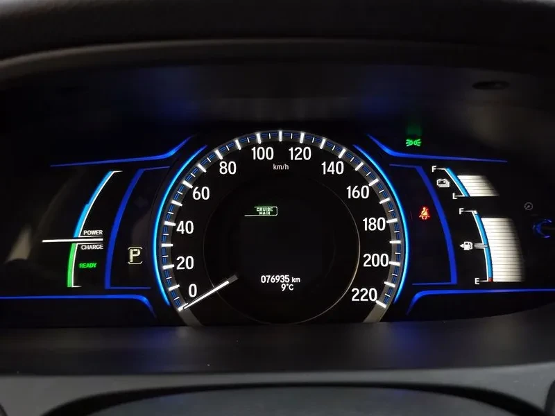 Honda Accord 2.0 Hybrid - САМО 30% АВАНС!, снимка 15 - Автомобили и джипове - 55660036