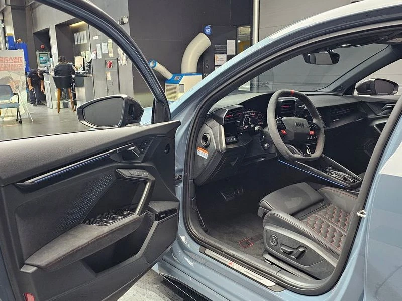 Audi Rs3 2.5 DXH Automatic, снимка 10 - Автомобили и джипове - 55781597