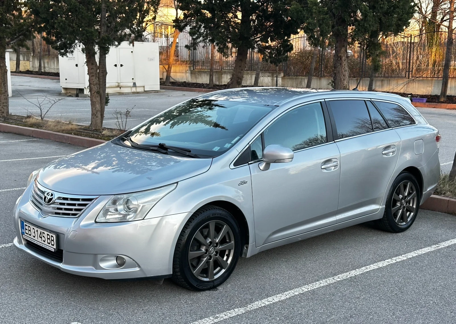 Toyota Avensis 2.2D-CAT Aвтоматик, снимка 1