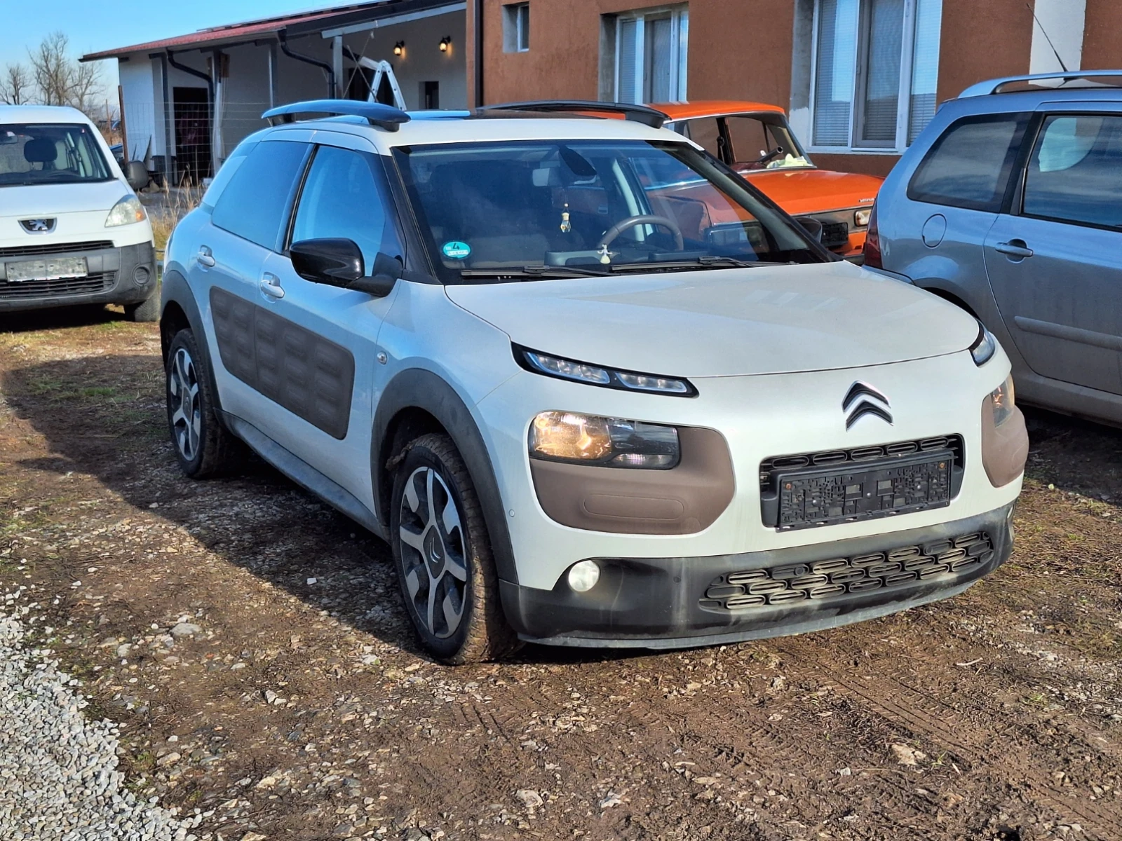 Citroen C4 Cactus 1.6hdi - изображение 2