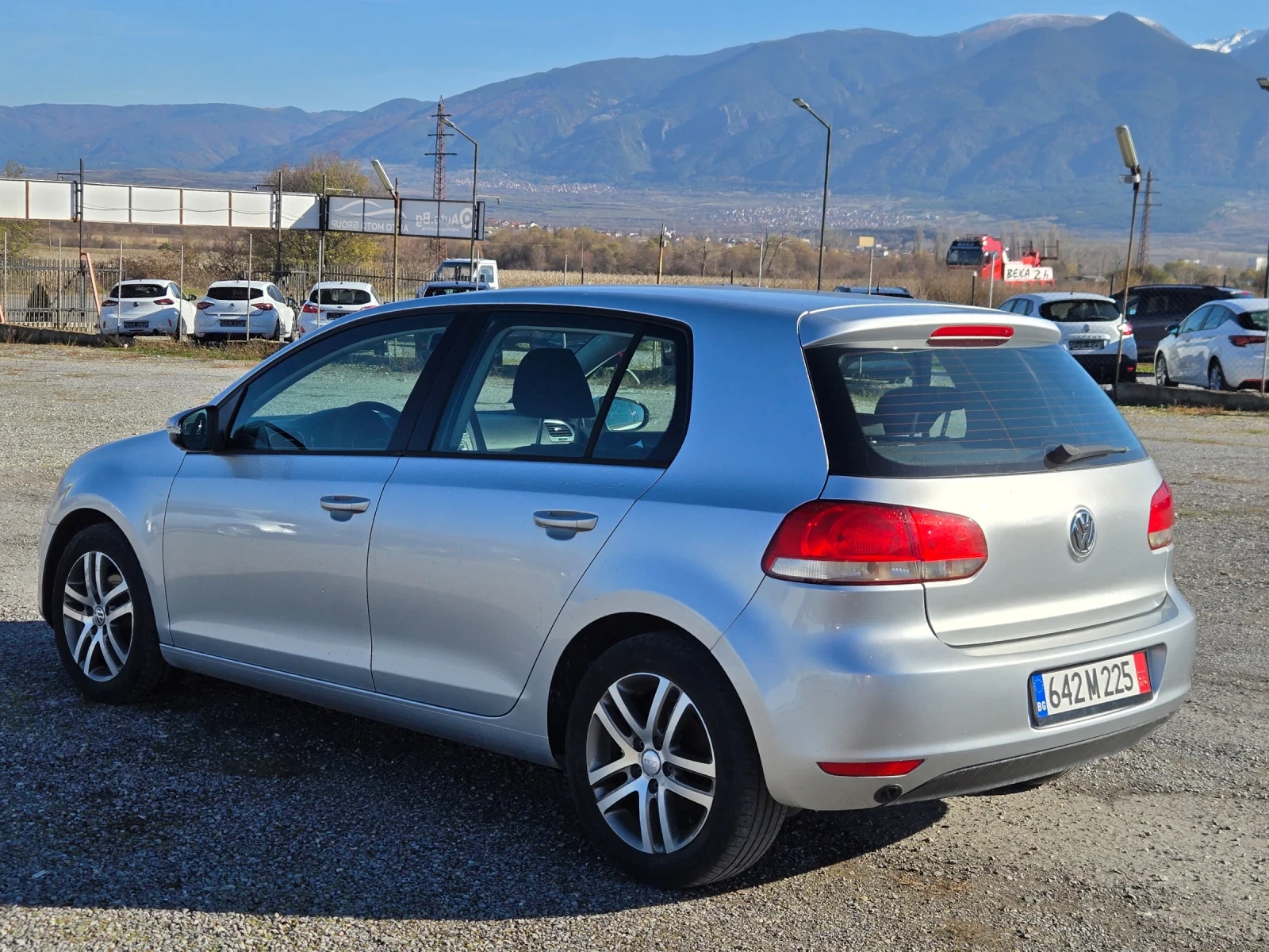 VW Golf 1.6 бензин газ 102 коня 2009г !! - изображение 7