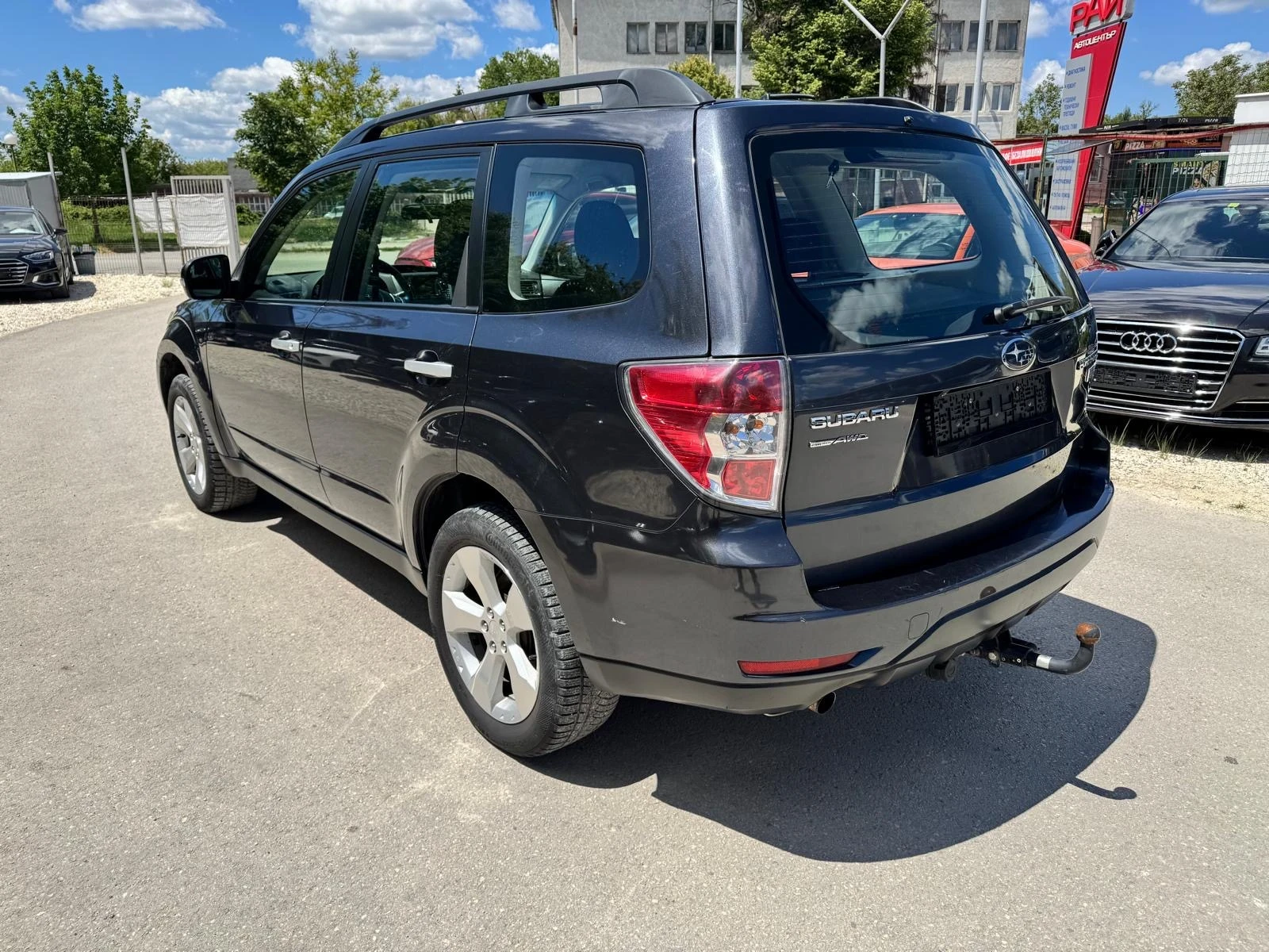 Subaru Forester 2.0d - 147к.с. - 4Х4 Топ състояние - изображение 6
