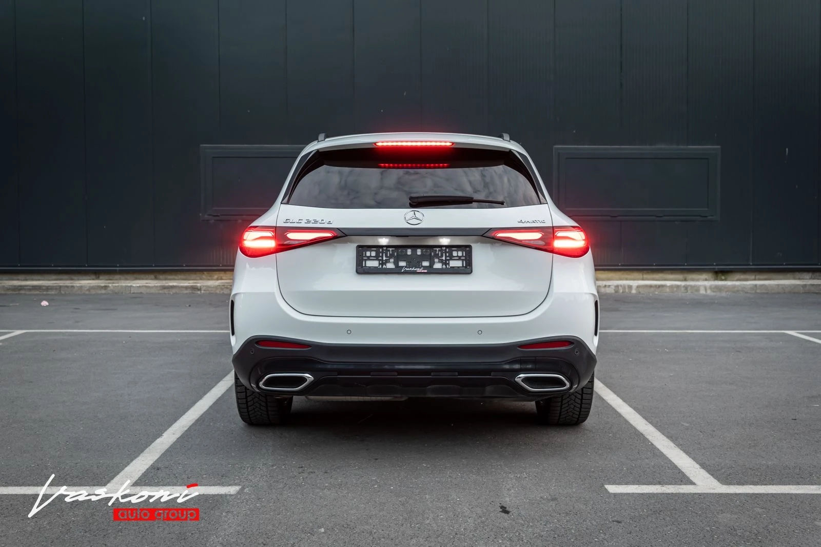 Mercedes-Benz GLC 220 4Matic AMG Line Night - изображение 5