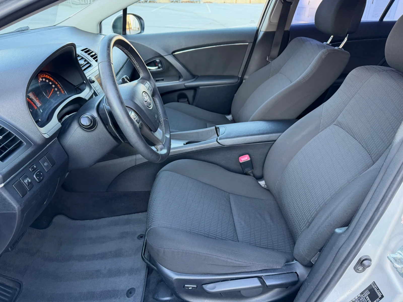 Toyota Avensis 2.2D-CAT A�������� | Mobile.bg � ����������� 9