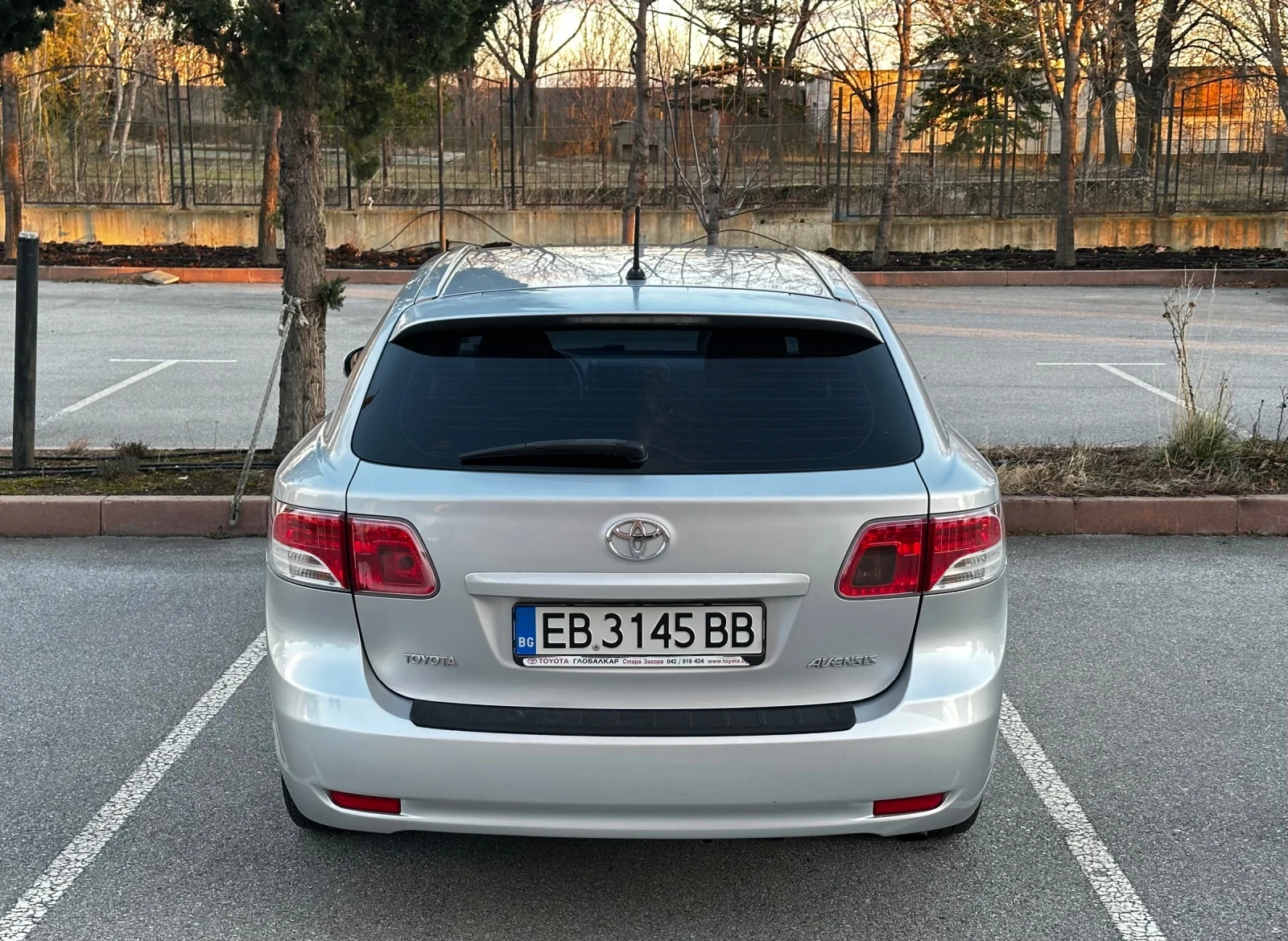 Toyota Avensis 2.2D-CAT A�������� | Mobile.bg � ����������� 4